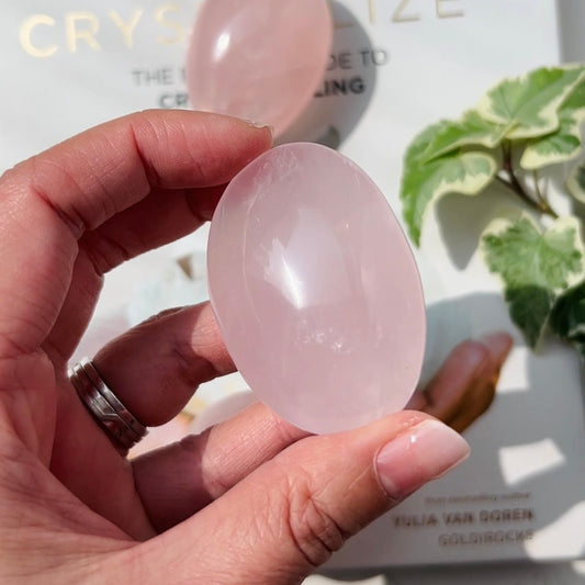 Rose Quartz Palm Stone 粉晶