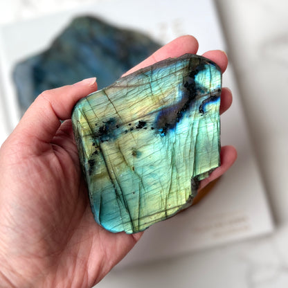 Labradorite Slice 拉長石