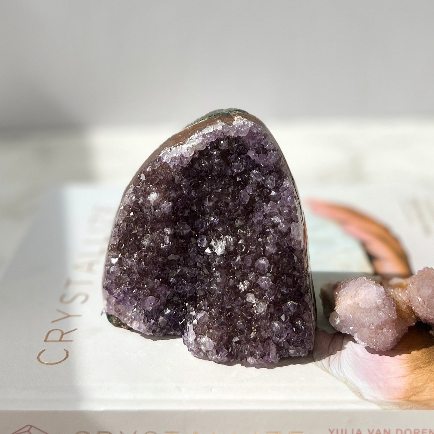 Amethyst Cut Base (AM-024)