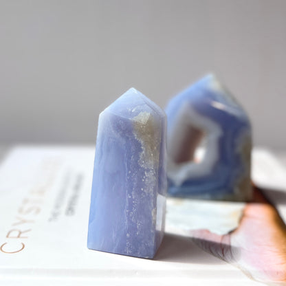 Blue Lace Agate Point 藍紋瑪瑙