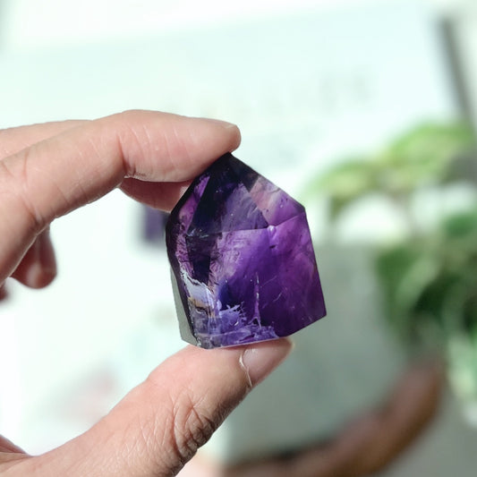 Amethyst Point 紫水晶