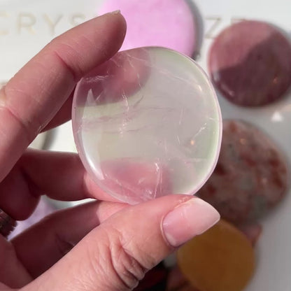 Rose Quartz Palm Stone 粉晶