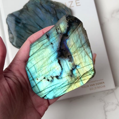 Labradorite Slice 拉長石