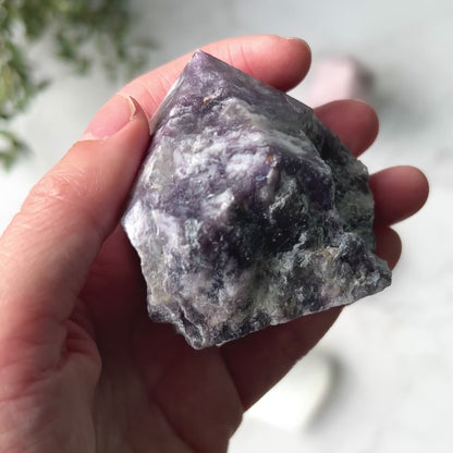 Lepidolite Semi-polish Points 紫鋰雲母